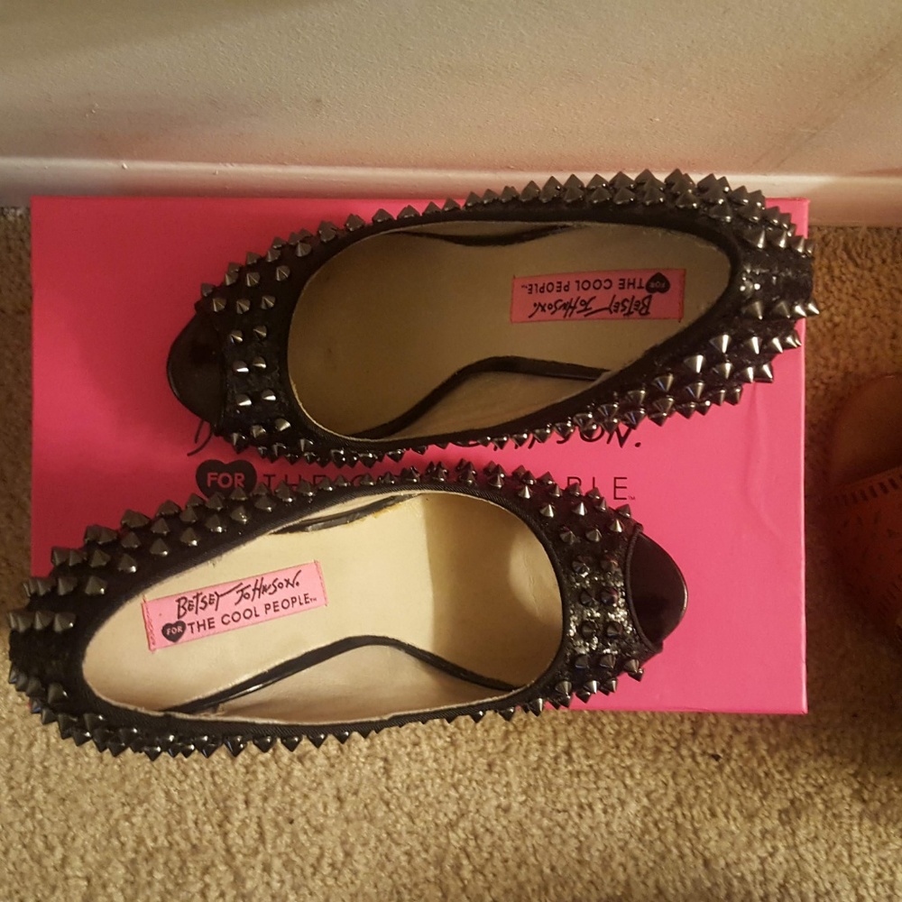 Woman's Heels, woman's pumps - Picture 2 of 3